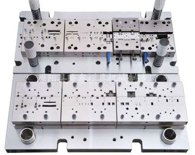 原陽縣隆鑫模具機械制造廠產(chǎn)品展廳 精密模具，智造未來